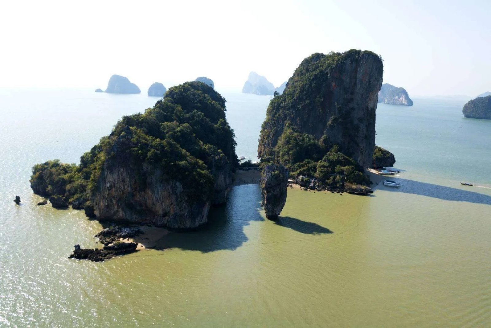 Островa Джеймса Бонда