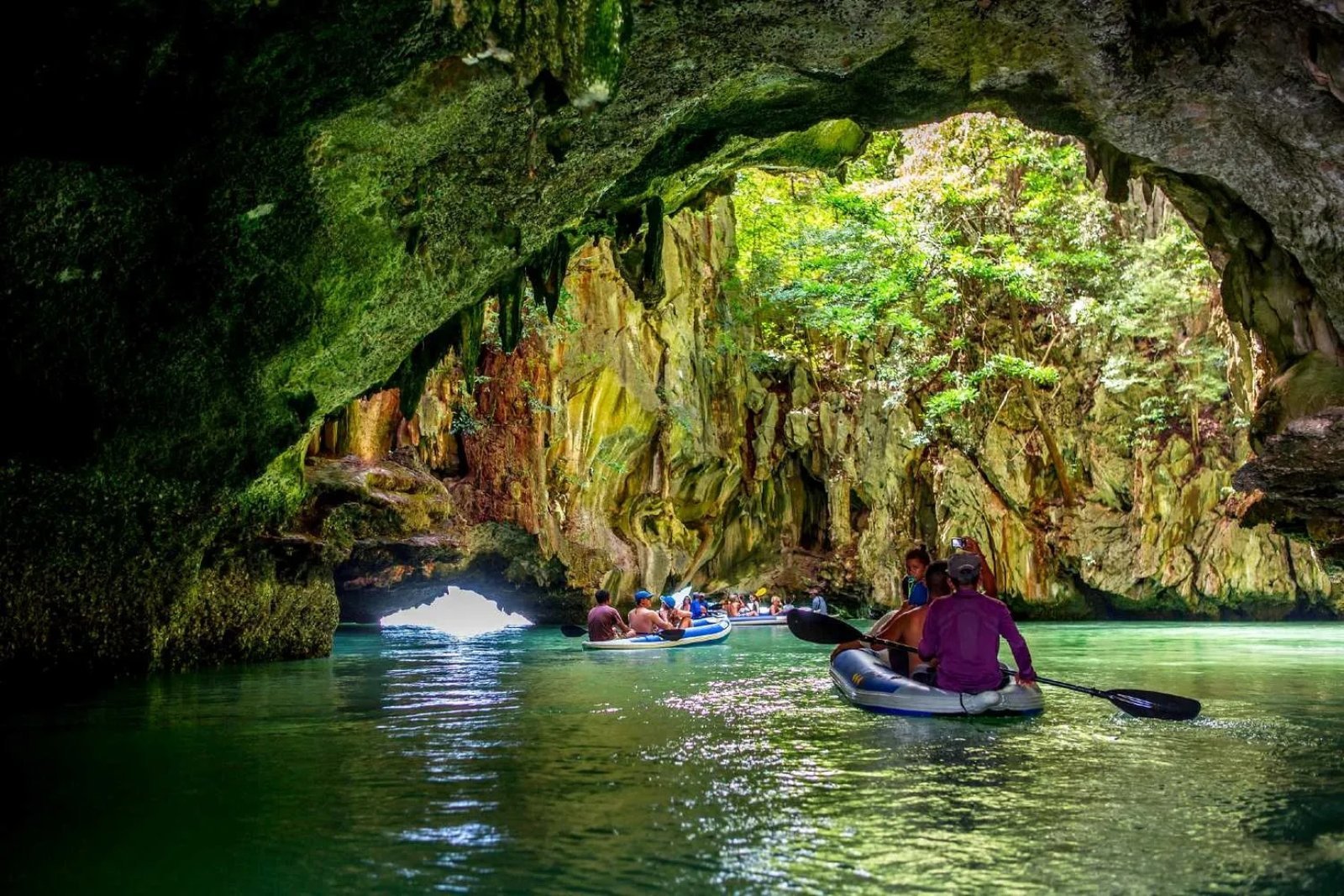Островa Джеймса Бонда